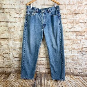 Levi’s Men’s 550 Relaxed Straight Jeans Medium Wash W38 L32